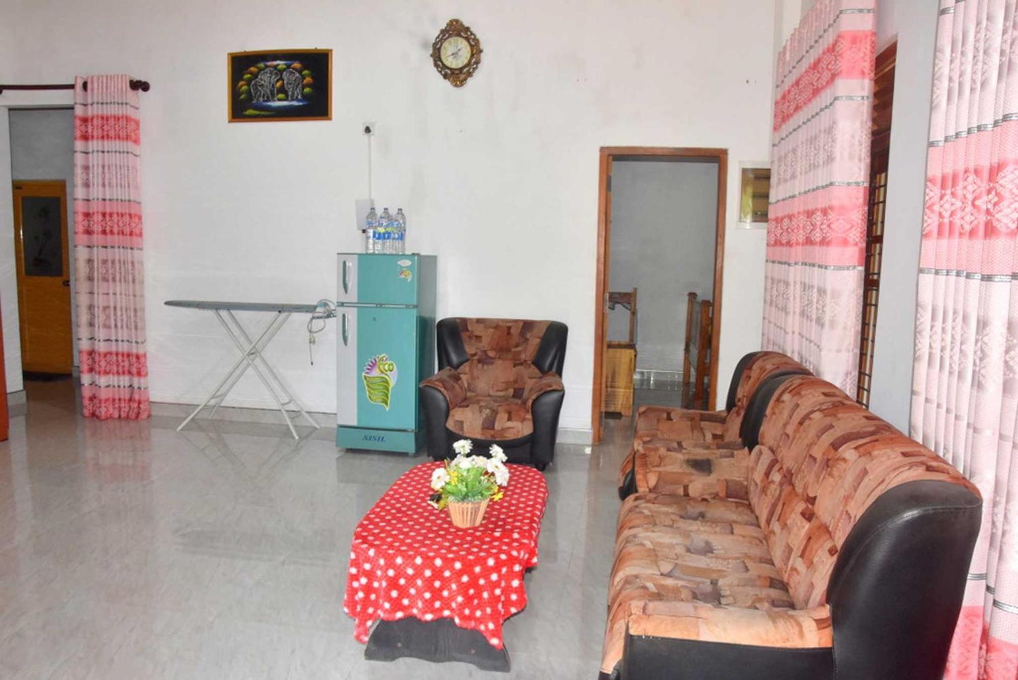 Wilpattu Lakwin Guest Hotel Pahala Maragahawewa Exterior photo