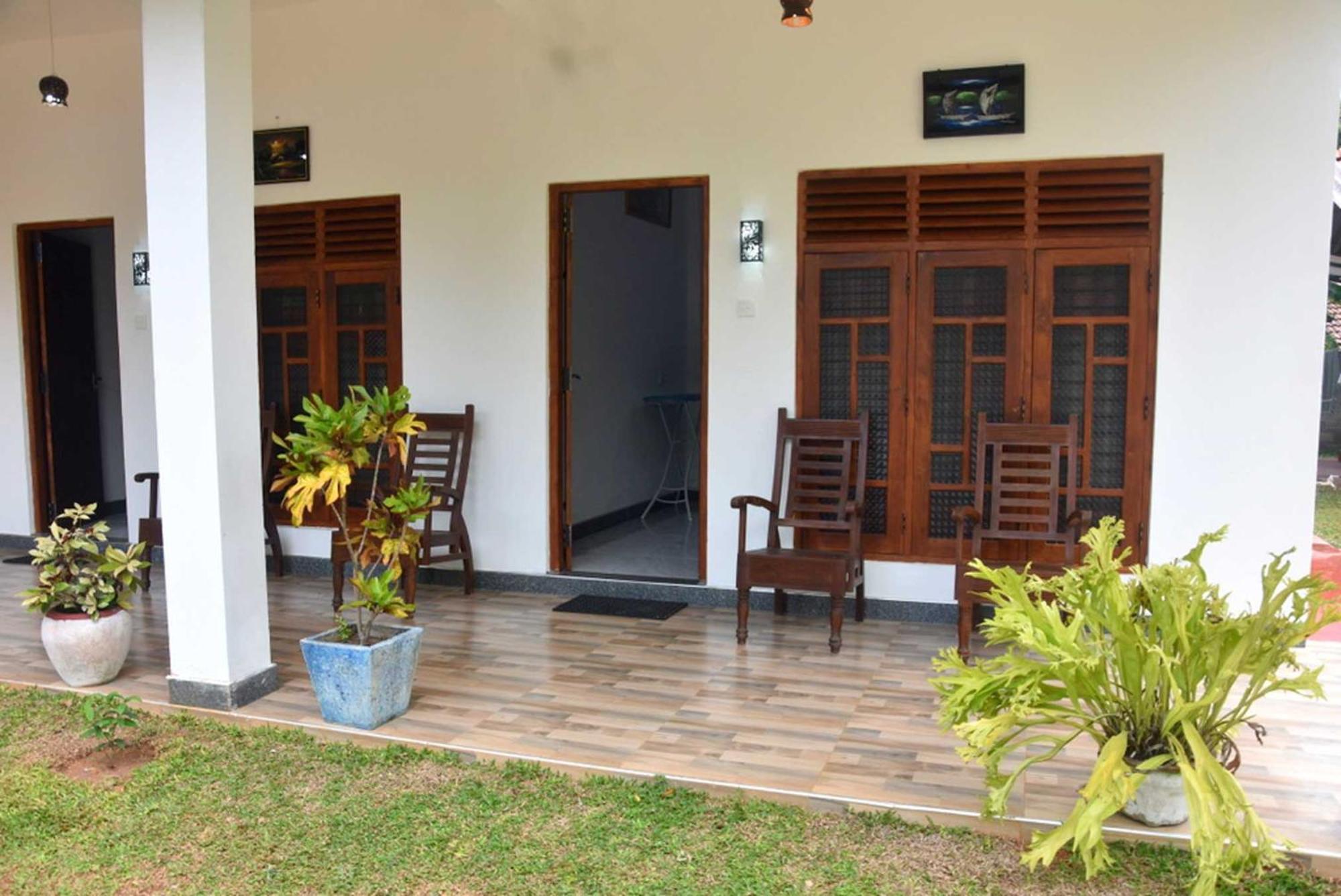 Wilpattu Lakwin Guest Hotel Pahala Maragahawewa Exterior photo